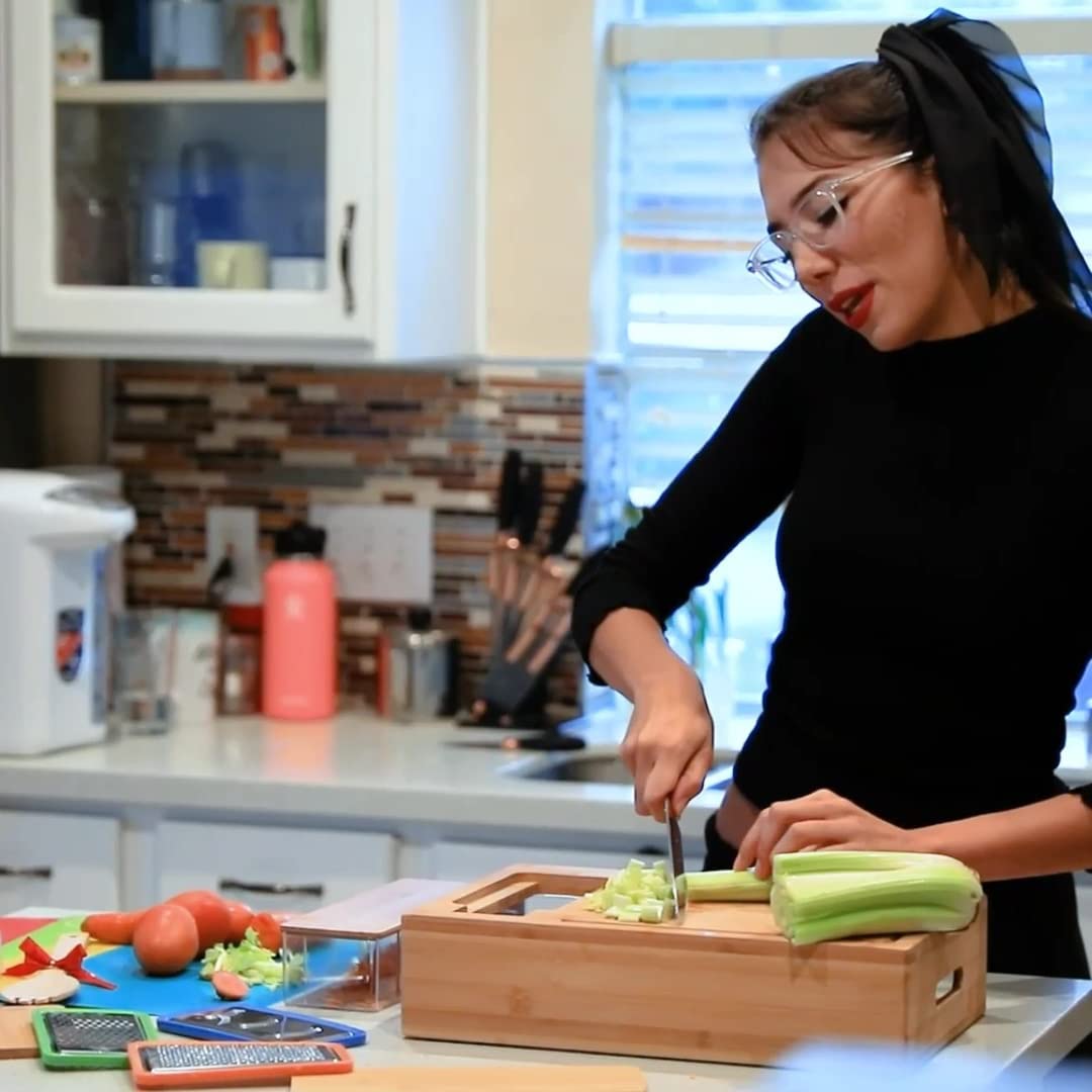 Eco-Friendly Large Bamboo Cutting Board and 4 Containers with Mobile Holder Gif Included